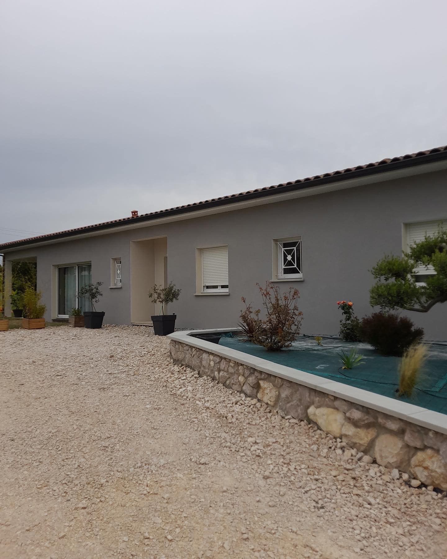 Réalisation d&rsquo;un enduit finition grattée à Mauzac