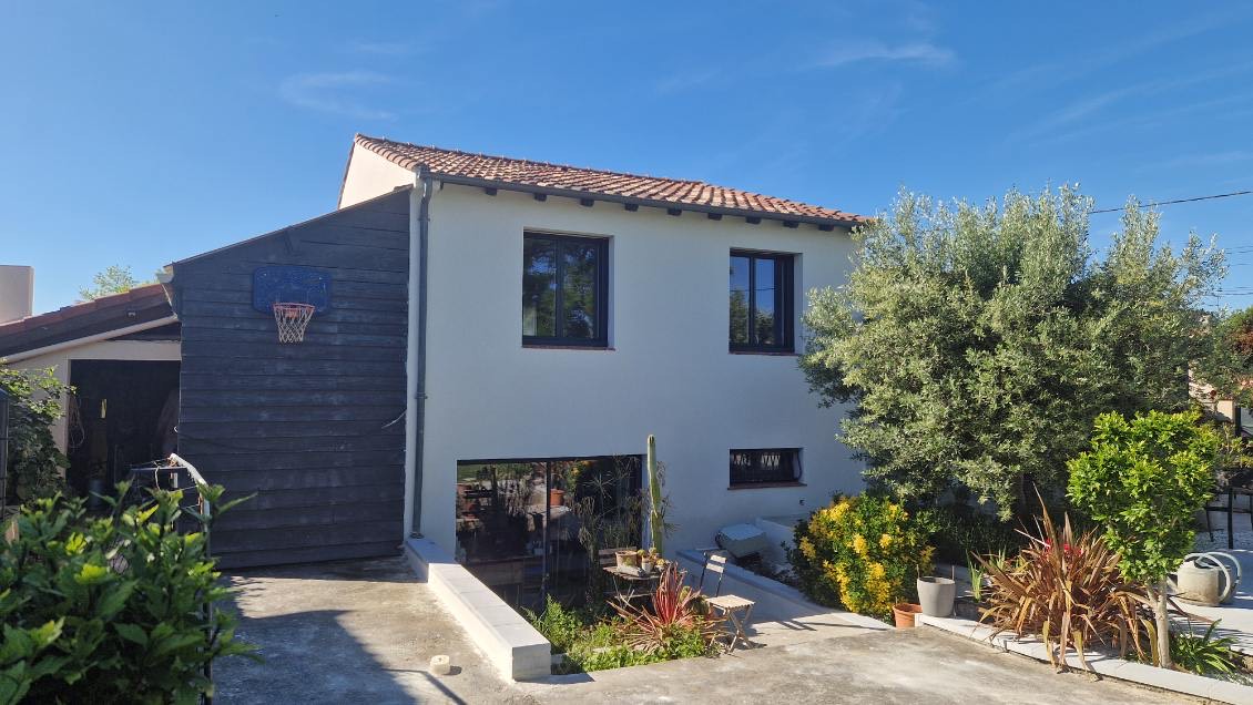 Ravalement de façades en finition grattée à Tournefeuille