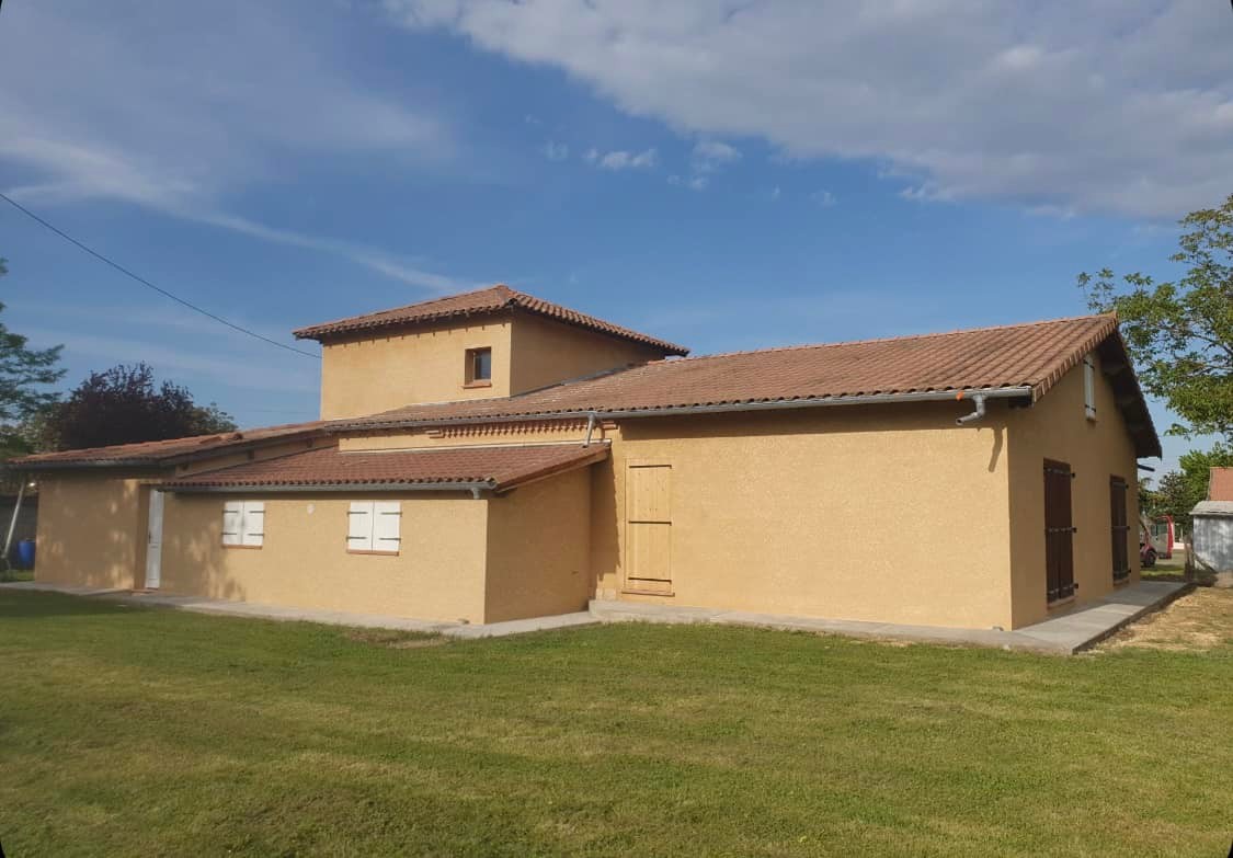 Enduit finition écrasée à Martres-Tolosane